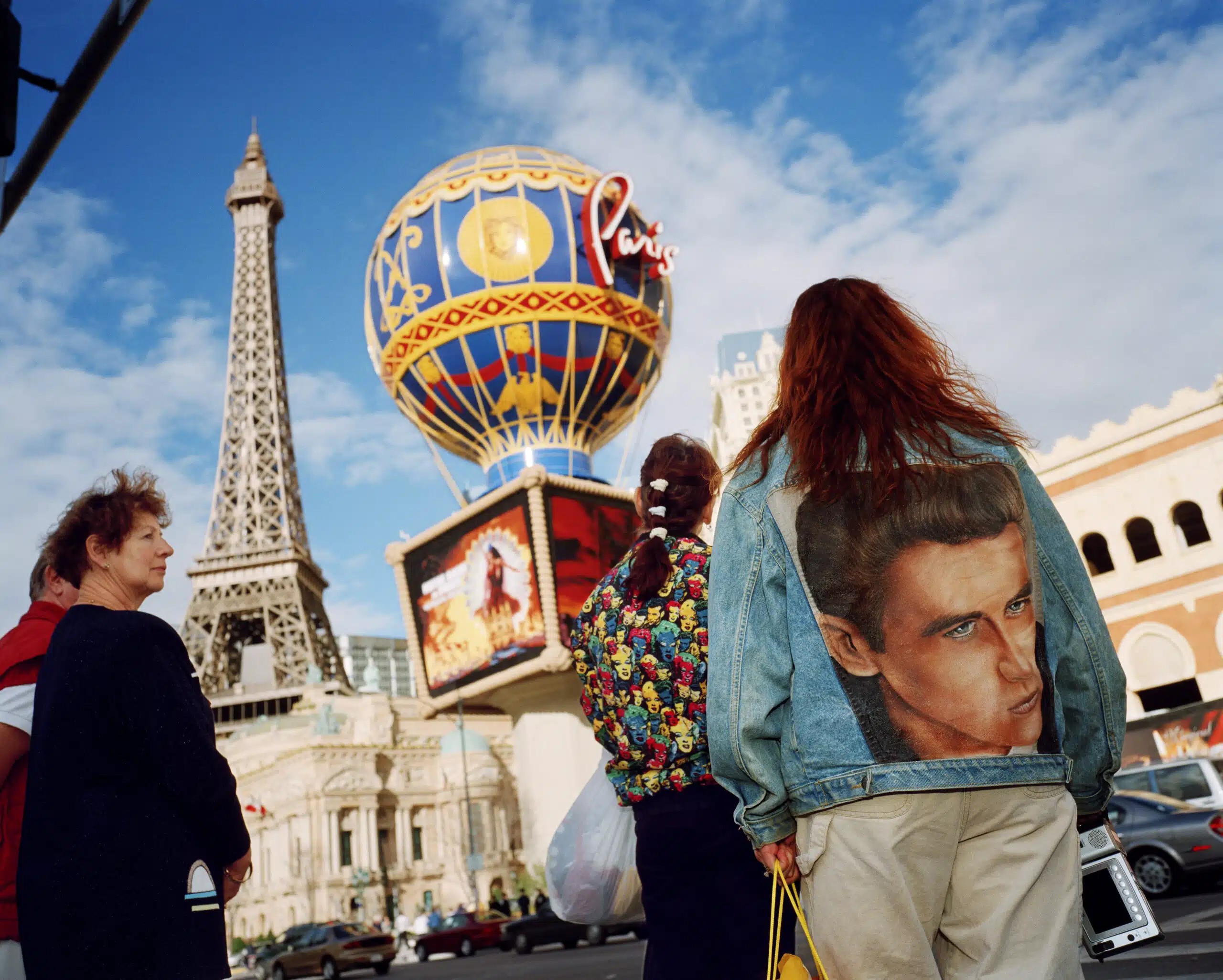 CSE : Exposition « Global Warning » exposition du photographe Martin Parr au Jeu de Paume à Paris en 2026